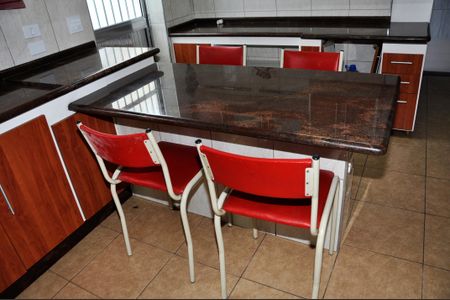 Casa à venda com 230m², 3 quartos e 2 vagasDetalhe - Cozinha