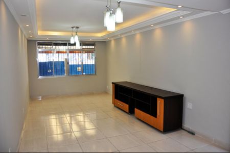 Detalhe - Sala de casa à venda com 3 quartos, 230m² em Vila Mangalot, São Paulo