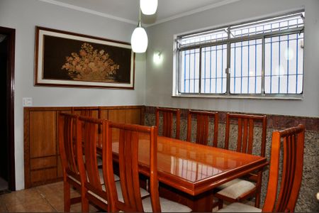 Casa à venda com 230m², 3 quartos e 2 vagasDetalhe - Copa