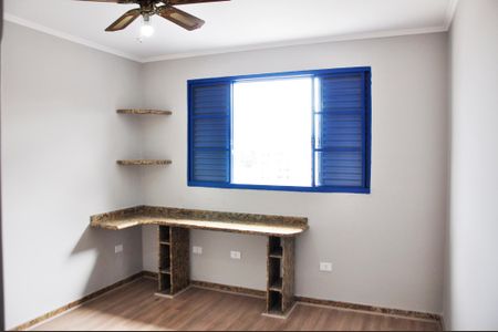 Casa à venda com 230m², 3 quartos e 2 vagasDetalhe - Quarto 02