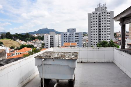 Casa à venda com 230m², 3 quartos e 2 vagasDetalhe - Vista do Quarto 02