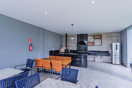 Apartamento para alugar com 71m², 2 quartos e 1 vaga Apartamento para alugar com 71m², 2 quartos e 1 vagaÁrea comum - Churrasqueira