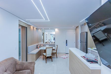 Apartamento para alugar com 71m², 2 quartos e 1 vaga Apartamento para alugar com 71m², 2 quartos e 1 vagaSala
