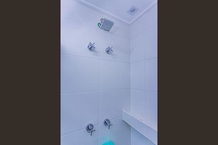 Apartamento para alugar com 71m², 2 quartos e 1 vaga Apartamento para alugar com 71m², 2 quartos e 1 vagaBanheiro suite