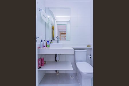 Apartamento para alugar com 71m², 2 quartos e 1 vaga Apartamento para alugar com 71m², 2 quartos e 1 vagaBanheiro suite