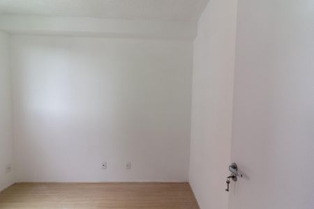 Quarto 1 de apartamento para alugar com 2 quartos, 34m² em Jardim Sabara, São Paulo