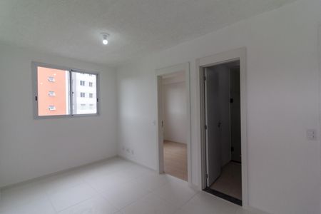 Sala de apartamento para alugar com 2 quartos, 34m² em Jardim Sabara, São Paulo
