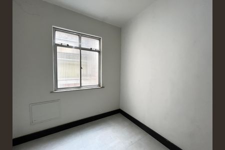 Quarto 1 de apartamento para alugar com 2 quartos, 48m² em Méier, Rio de Janeiro