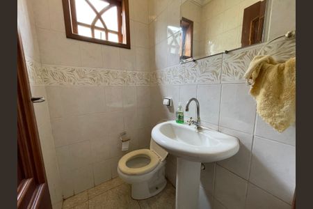 Casa para alugar com 300m², 6 quartos e 3 vagasBanheiro 5