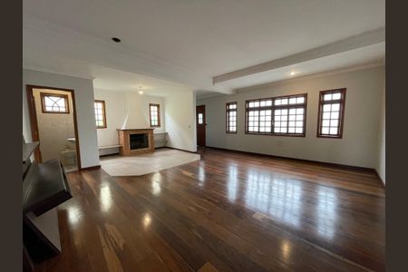 Casa para alugar com 300m², 6 quartos e 3 vagasSala de Estar