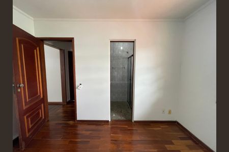 Casa para alugar com 300m², 6 quartos e 3 vagasQuarto 2