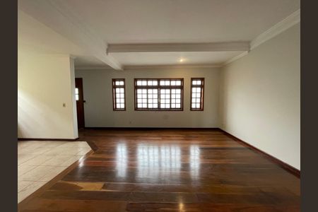 Casa para alugar com 300m², 6 quartos e 3 vagasSala de Estar