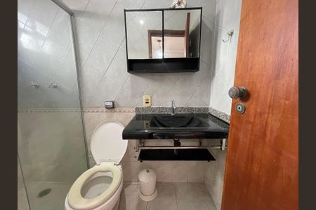Casa para alugar com 300m², 6 quartos e 3 vagasBanheiro 3