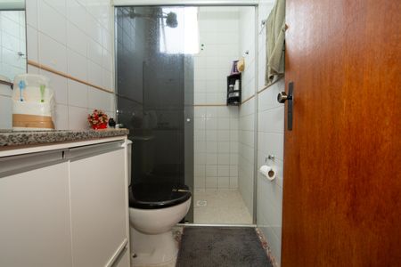 Apartamento à venda com 51m², 2 quartos e 1 vagaBanheiro Social