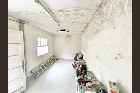 Sala/Quarto/Cozinha de casa para alugar com 1 quarto, 35m² em Conjunto Residencial Novo Pacaembu, São Paulo