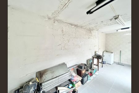 Sala/Quarto/Cozinha de casa para alugar com 1 quarto, 35m² em Conjunto Residencial Novo Pacaembu, São Paulo