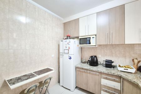 Apartamento para alugar com 70m², 2 quartos e 1 vaga Apartamento para alugar com 70m², 2 quartos e 1 vagaCozinha - Armários