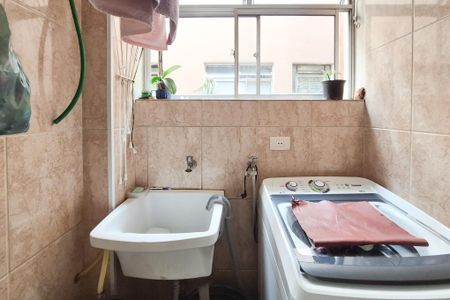 Apartamento para alugar com 70m², 2 quartos e 1 vaga Apartamento para alugar com 70m², 2 quartos e 1 vagaÁrea de Serviço