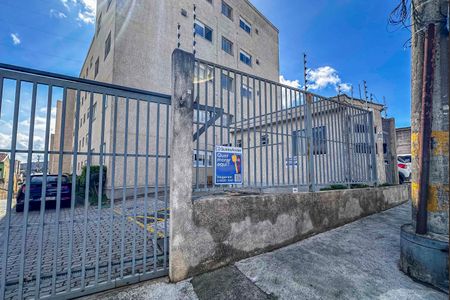 Apartamento para alugar com 35m², 2 quartos e 1 vaga Apartamento para alugar com 35m², 2 quartos e 1 vagaFachada