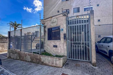 Apartamento para alugar com 35m², 2 quartos e 1 vaga Apartamento para alugar com 35m², 2 quartos e 1 vagaFachada