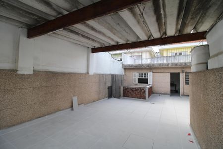 Casa para alugar com 200m², 2 quartos e 3 vagasQuintal