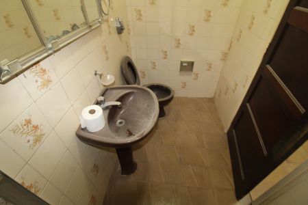 Casa para alugar com 200m², 2 quartos e 3 vagasBanheiro 2