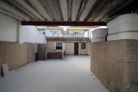 Casa para alugar com 200m², 2 quartos e 3 vagasQuintal