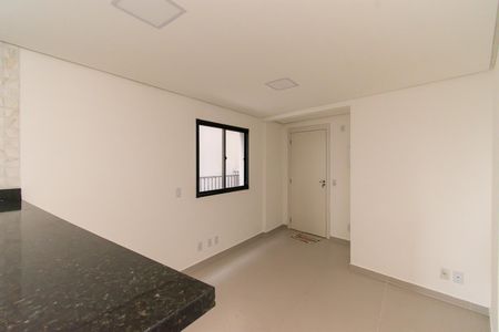 Sala de apartamento para alugar com 2 quartos, 44m² em Parque Savoy City, São Paulo