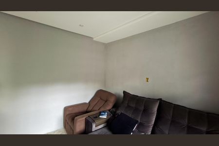 Casa para alugar com 2 quartos, 180m² em União, Belo Horizonte