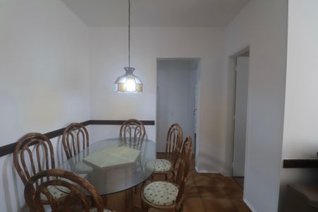 Sala de apartamento para alugar com 2 quartos, 65m² em Jardim Tres Marias, Guarujá