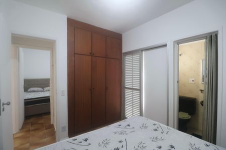 Apartamento para alugar com 65m², 2 quartos e 3 vagas Apartamento para alugar com 65m², 2 quartos e 3 vagasSuíte