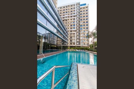 Apartamento à venda com 42m², 1 quarto e 1 vagaÁrea comum - Piscina