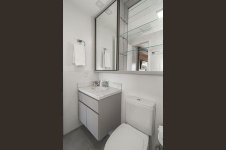 Banheiro da Suíte de apartamento para alugar com 1 quarto, 42m² em Jardim do Salso, Porto Alegre