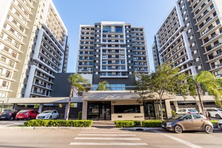 Apartamento à venda com 42m², 1 quarto e 1 vagaFachada e portaria