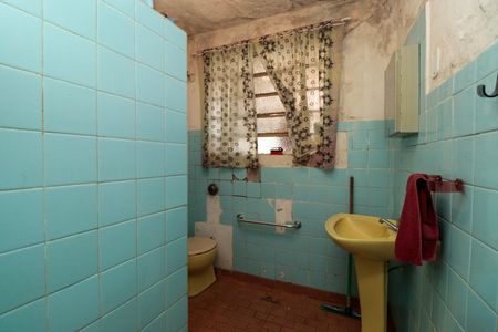 Casa para alugar com 58m², 2 quartos e sem vagaBanheiro