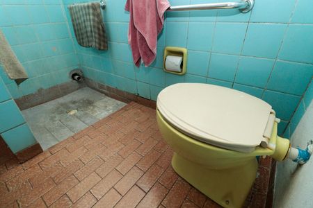 Casa para alugar com 58m², 2 quartos e sem vagaBanheiro