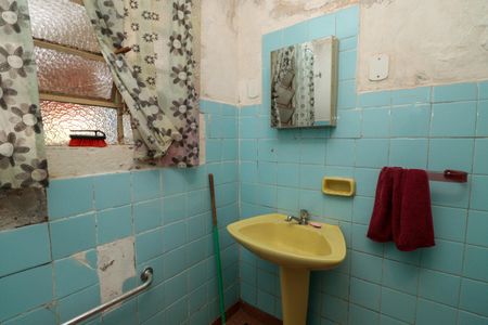 Casa para alugar com 58m², 2 quartos e sem vagaBanheiro