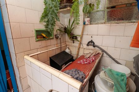 Casa para alugar com 58m², 2 quartos e sem vagaÁrea de Serviço