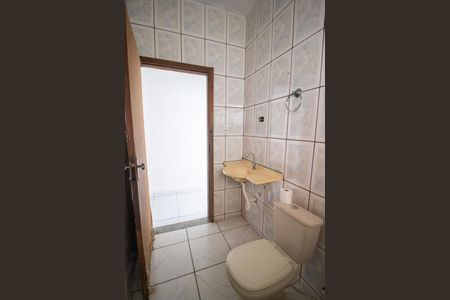 Casa para alugar com 108m², 3 quartos e 1 vagaBanheiro 