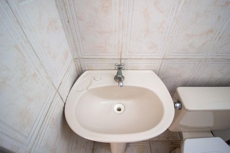 Casa para alugar com 108m², 3 quartos e 1 vagaBanheiro da Edicula 