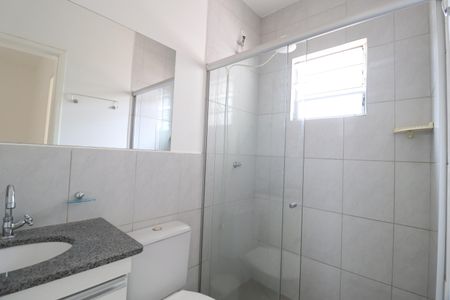 Casa de condomínio para alugar com 100m², 3 quartos e 2 vagasBanheiro Social