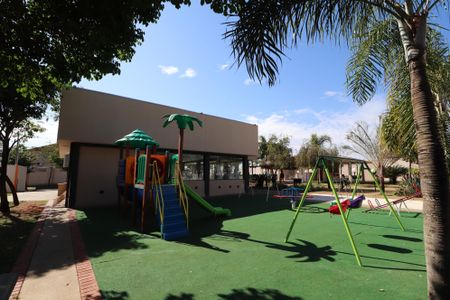 Casa de condomínio para alugar com 100m², 3 quartos e 2 vagasÁrea comum - Playground