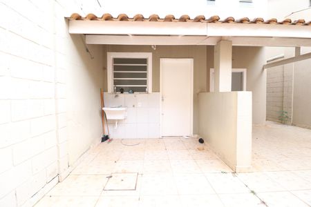 Casa de condomínio para alugar com 100m², 3 quartos e 2 vagasÁrea de Serviço