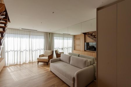 Sala de apartamento para alugar com 1 quarto, 60m² em Indianópolis, São Paulo