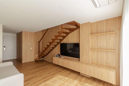 Sala de apartamento para alugar com 1 quarto, 60m² em Indianópolis, São Paulo