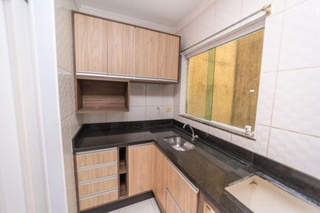 Cozinha de casa de condomínio à venda com 2 quartos, 68m² em Vila Buenos Aires, São Paulo