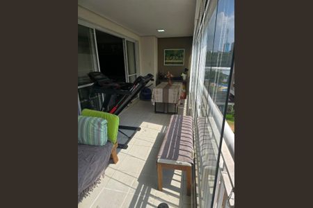 Apartamento à venda com 106m², 3 quartos e 2 vagasFoto 01