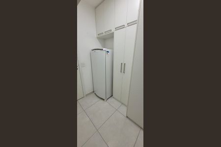 Apartamento para alugar com 149m², 3 quartos e 2 vagas Apartamento para alugar com 149m², 3 quartos e 2 vagasCozinha
