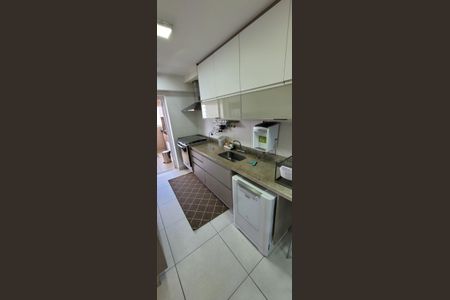 Apartamento para alugar com 149m², 3 quartos e 2 vagas Apartamento para alugar com 149m², 3 quartos e 2 vagasCozinha