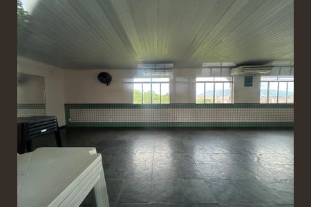 Casa para alugar com 80m², 2 quartos e 1 vagaÁrea comum - Salão de festas